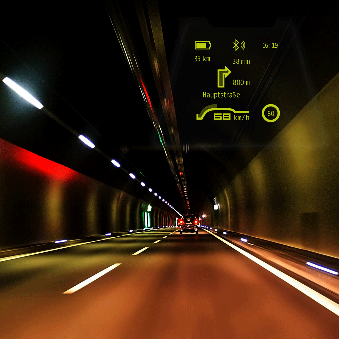 Das Head-Up Display DVISION ändert seine Helligkeit in Abhängigkeit vom Umgebungslicht. So wirdst du auch bei einer Motorradfahrt durch den Tunnel oder bei Nacht nicht geblendet.